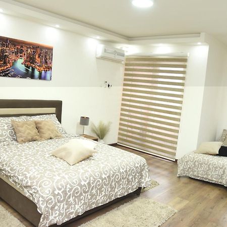Apartmani Sofronic Loznica 2 Esterno foto