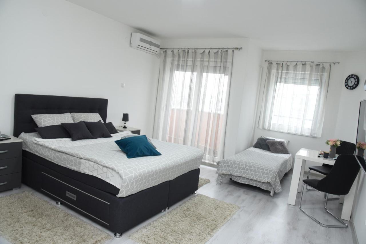 Apartmani Sofronic Loznica 2 Esterno foto