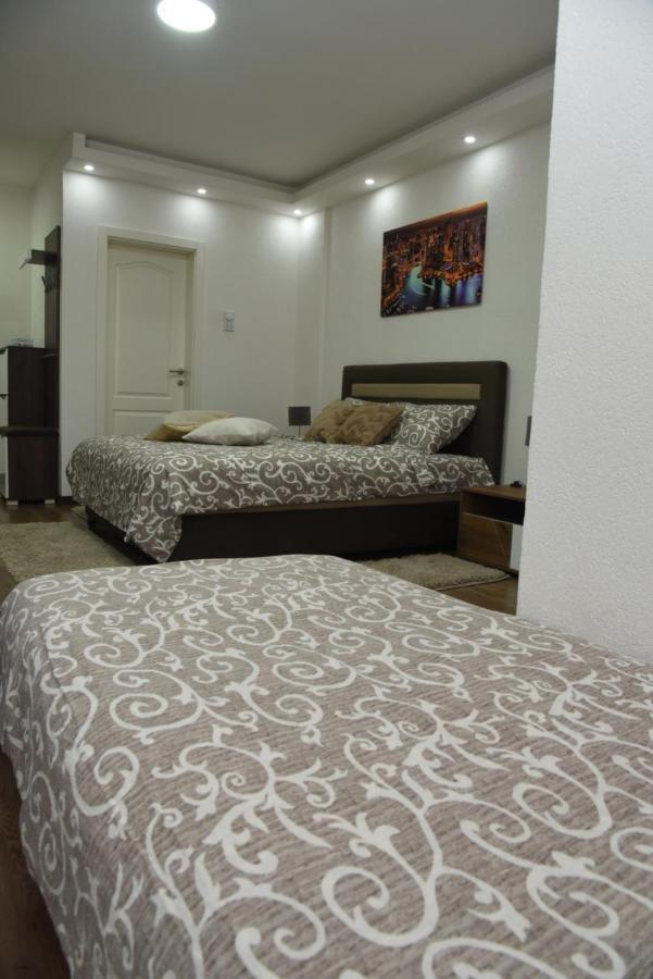 Apartmani Sofronic Loznica 2 Esterno foto